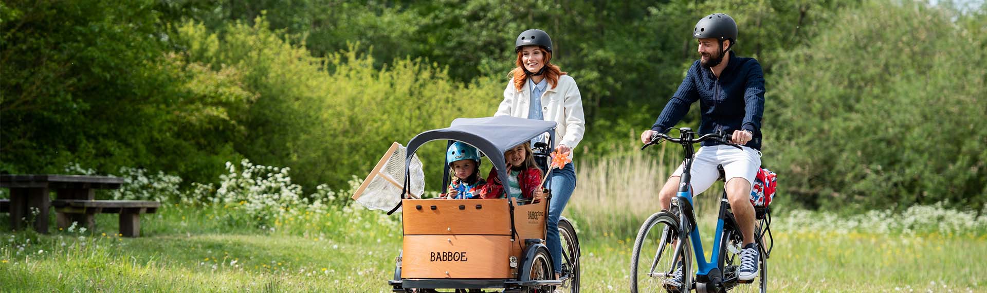 Sunshades cargo bike